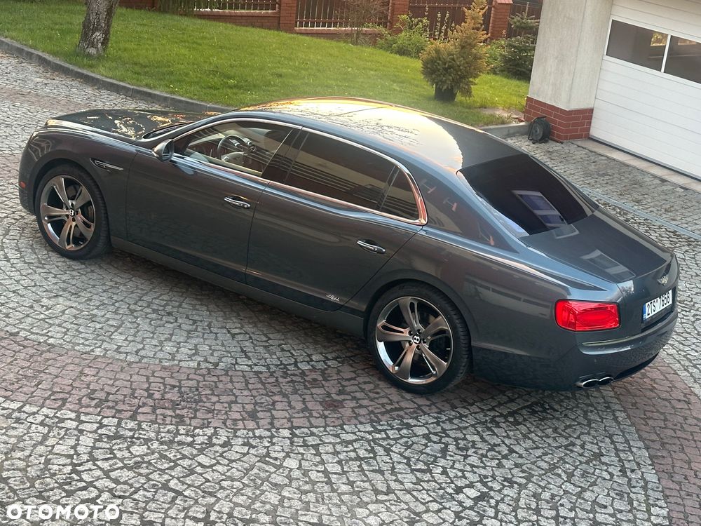 Bentley Flying Spur V8 Mulliner - 10