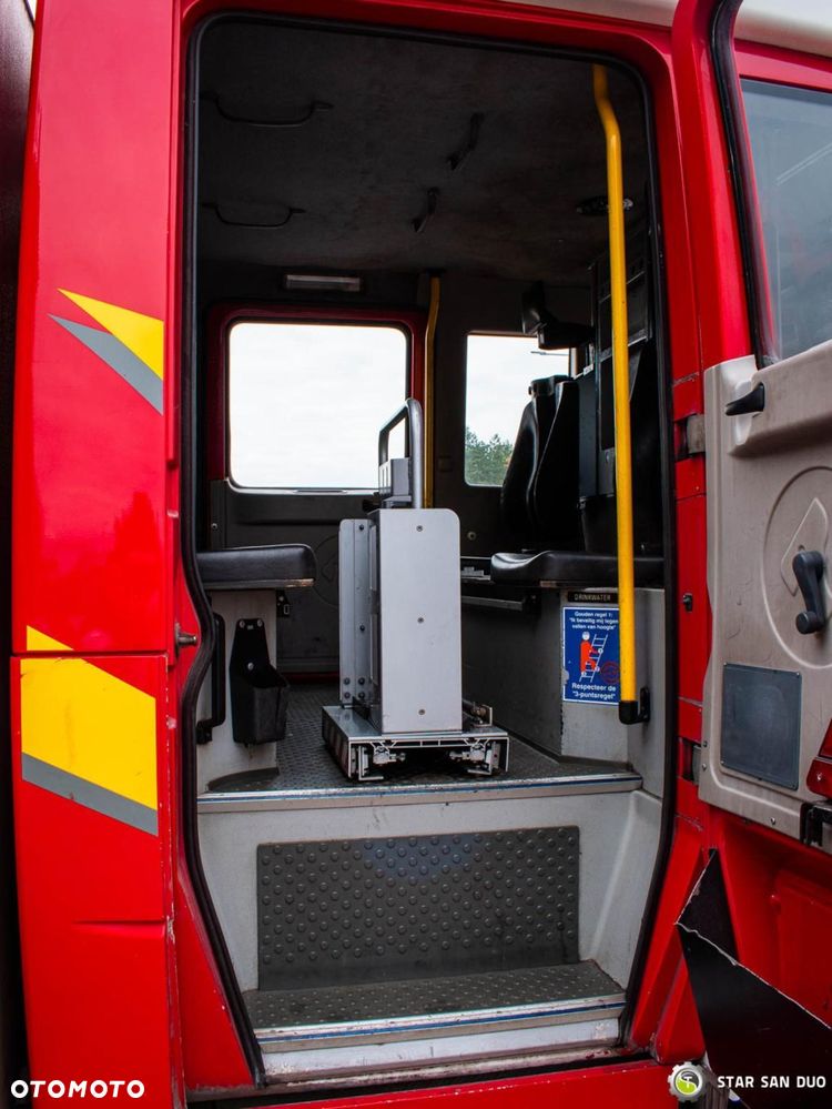 Mercedes-Benz ATEGO 1328 4x4 ZIEGLER LF 20/16 Straż pożarna - 24