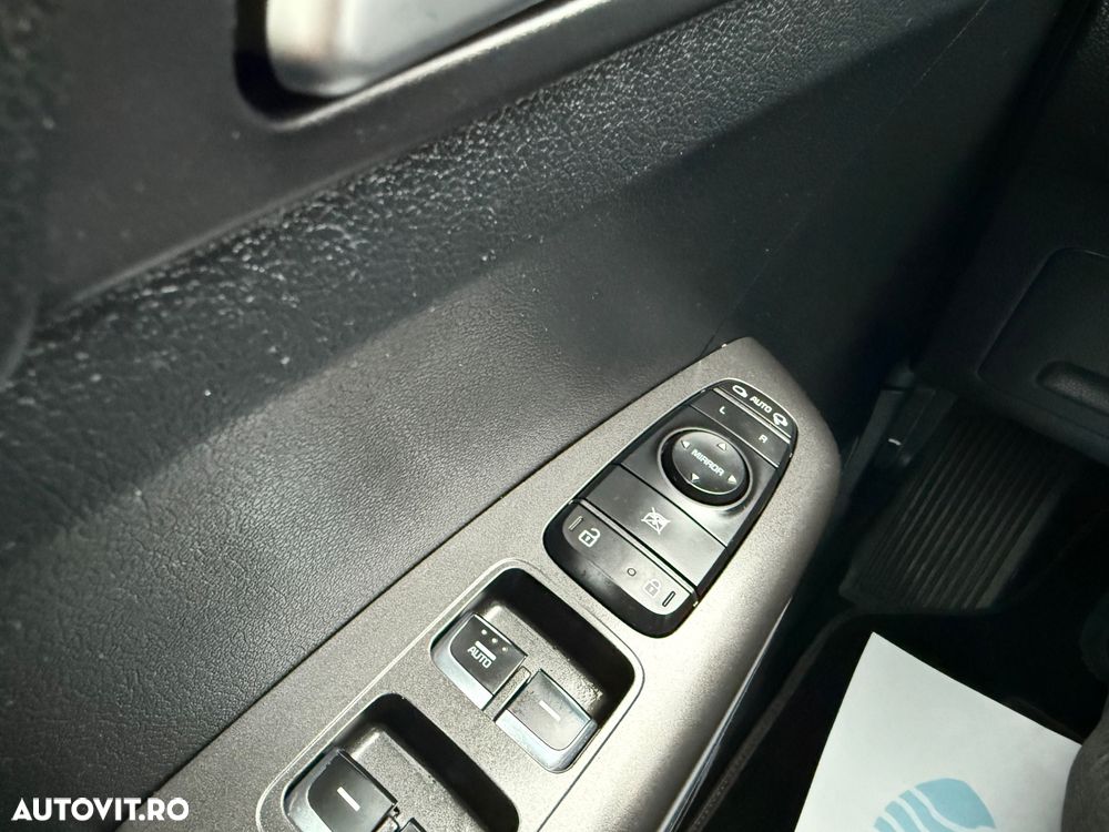 Kia Sportage 1.7 CRDI 2WD Spirit - 21