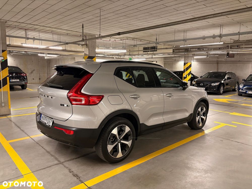 Volvo XC 40 B5 AWD Ultimate Dark - 2