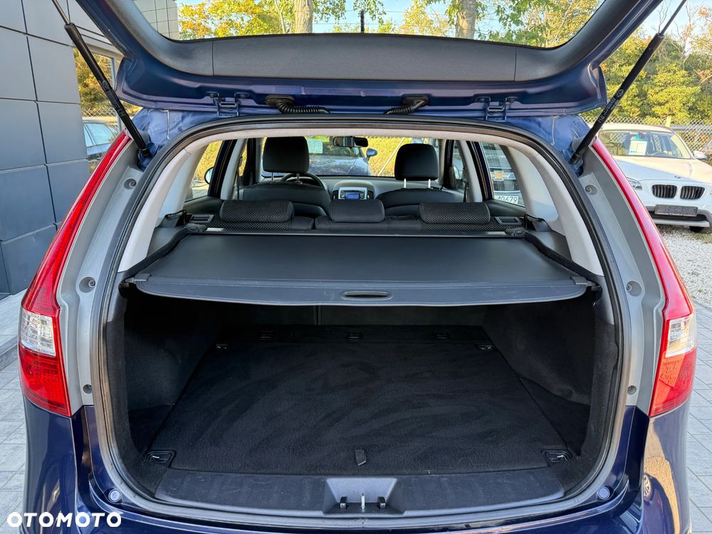 Hyundai i30 i30cw 1.6 Edition Plus - 26