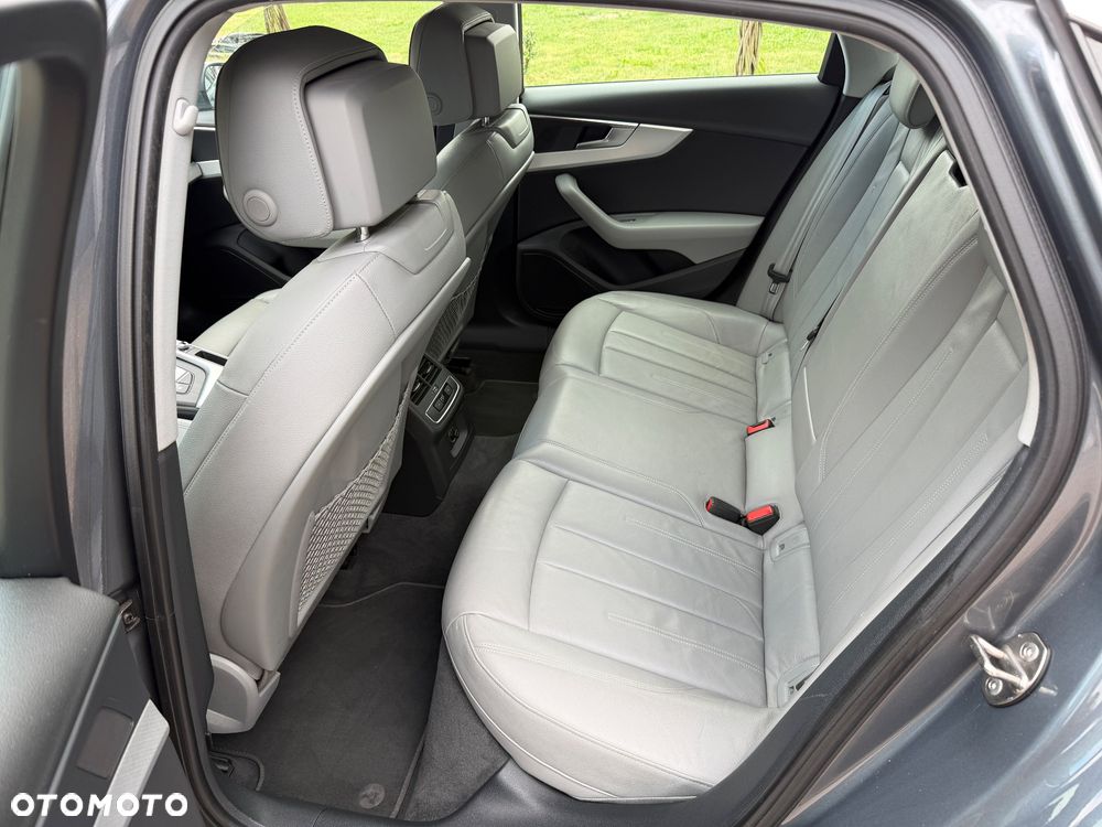 Audi A4 Limousine 2.0 TDI S tronic design - 30