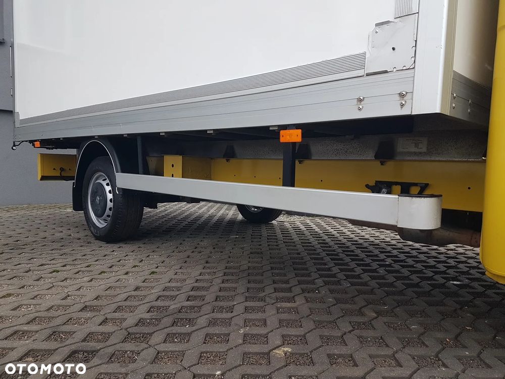 Renault MASTER KONTENER 8EP 4,21x2,23x2,22 KLIMA MANUAL KRAJOWY 6-BIEGÓW - 17