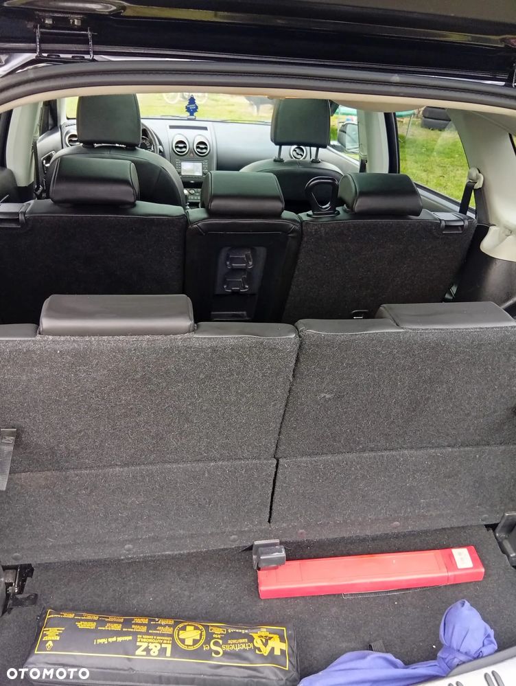 Nissan Qashqai+2 2.0 360 - 8