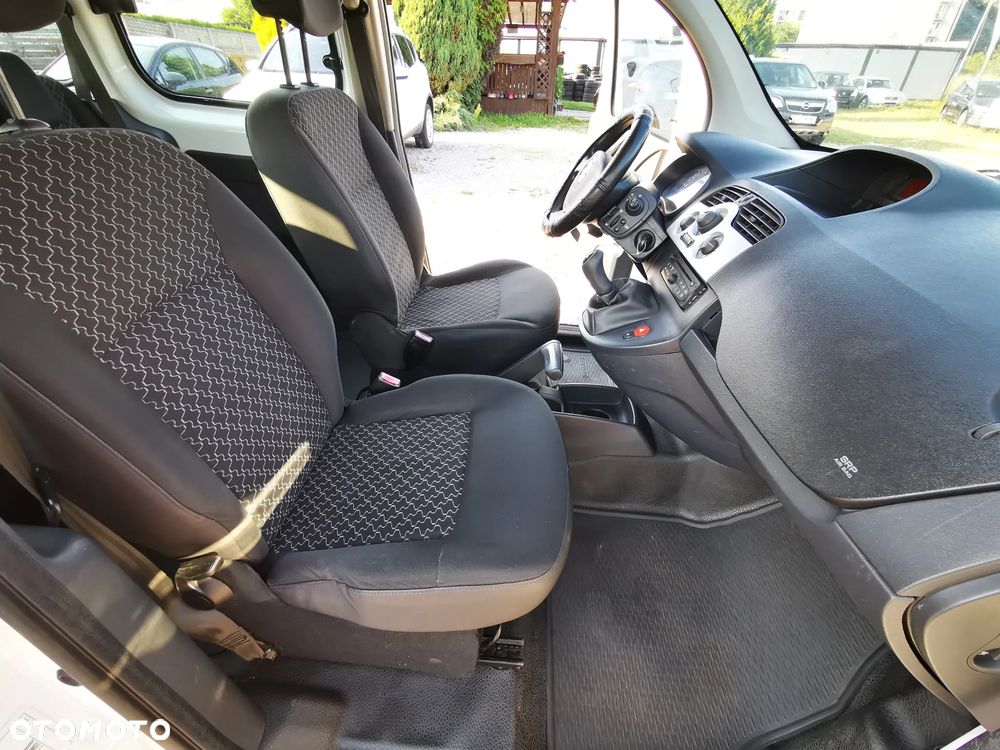 Renault Kangoo 1.6 16V Helios - 12