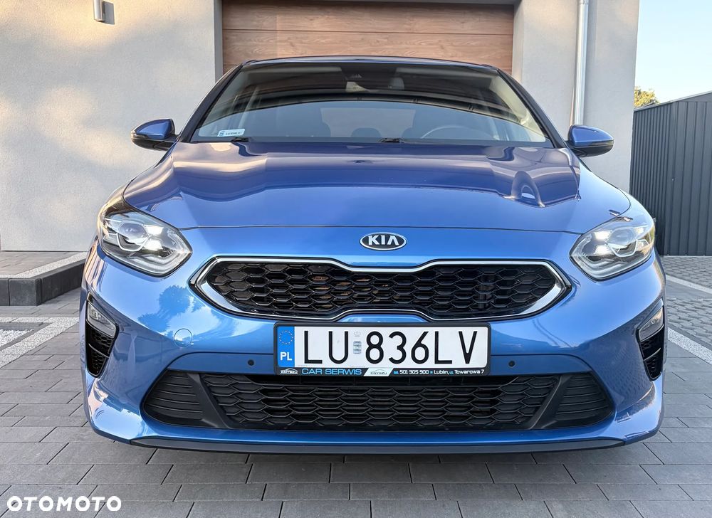 Kia Ceed 1.4 T-GDI L Business Line - 16