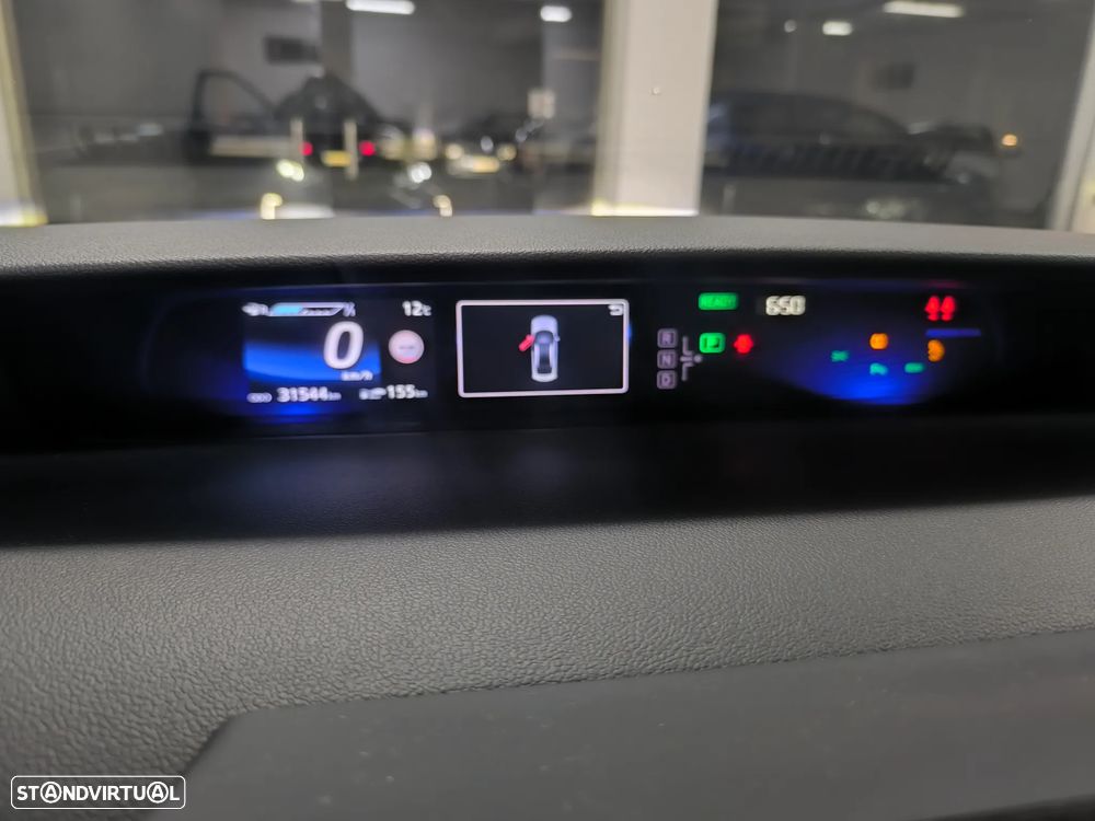 Toyota Mirai Standard - 14