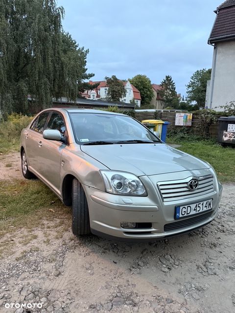 Toyota Avensis 2.0 D-4D Prestige - 2