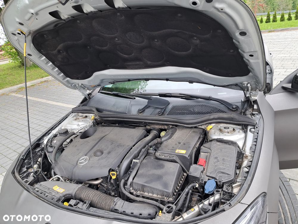 Mercedes-Benz CLA 220 CDI 7G-DCT AMG Line - 28