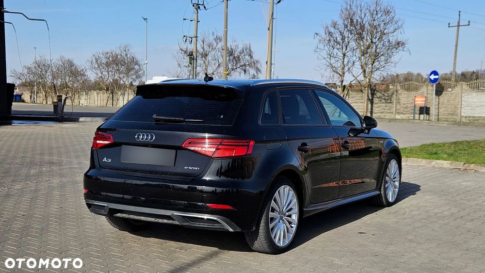 Audi A3 Sportback 1.4 TFSI e-tron Sport S tronic - 12