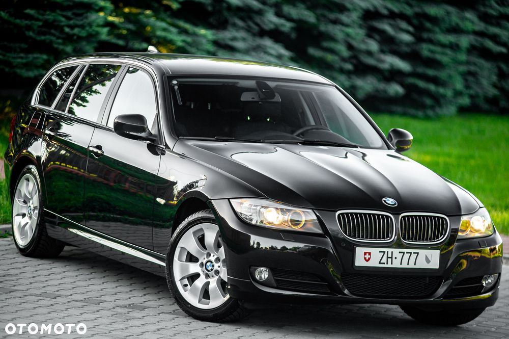 BMW Seria 3 325i xDrive - 3