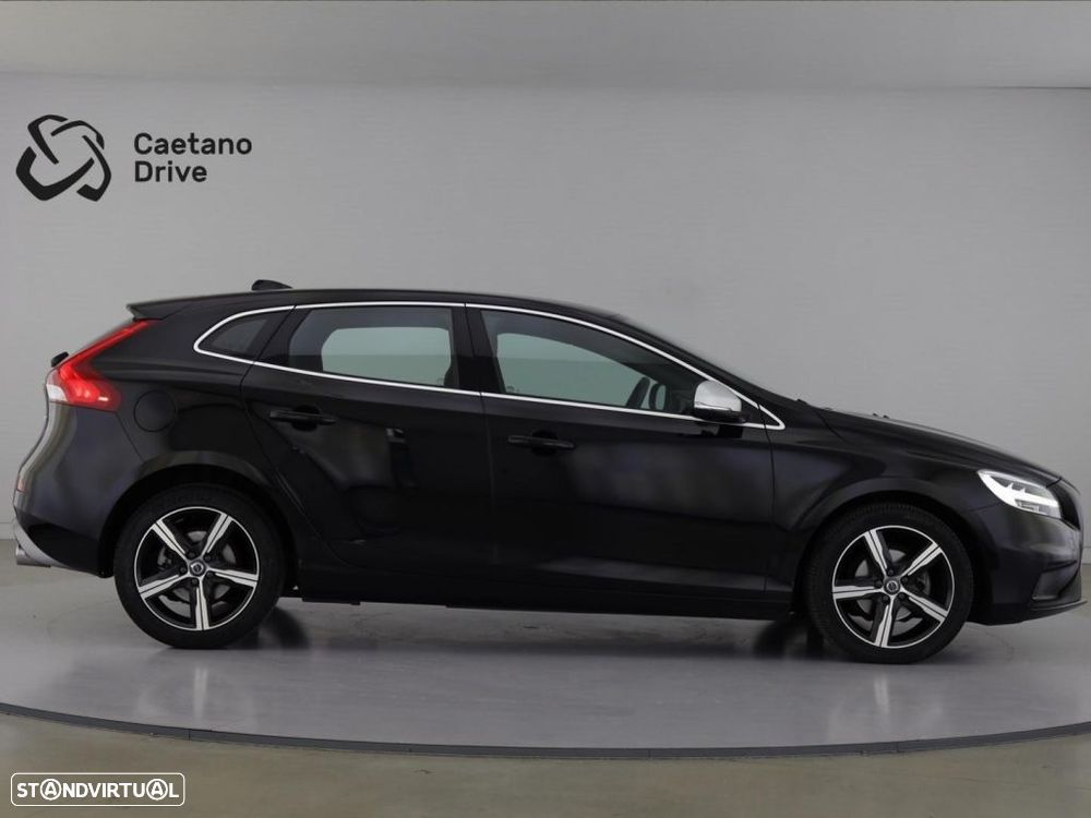 Volvo V40 2.0 D2 R-Design - 8