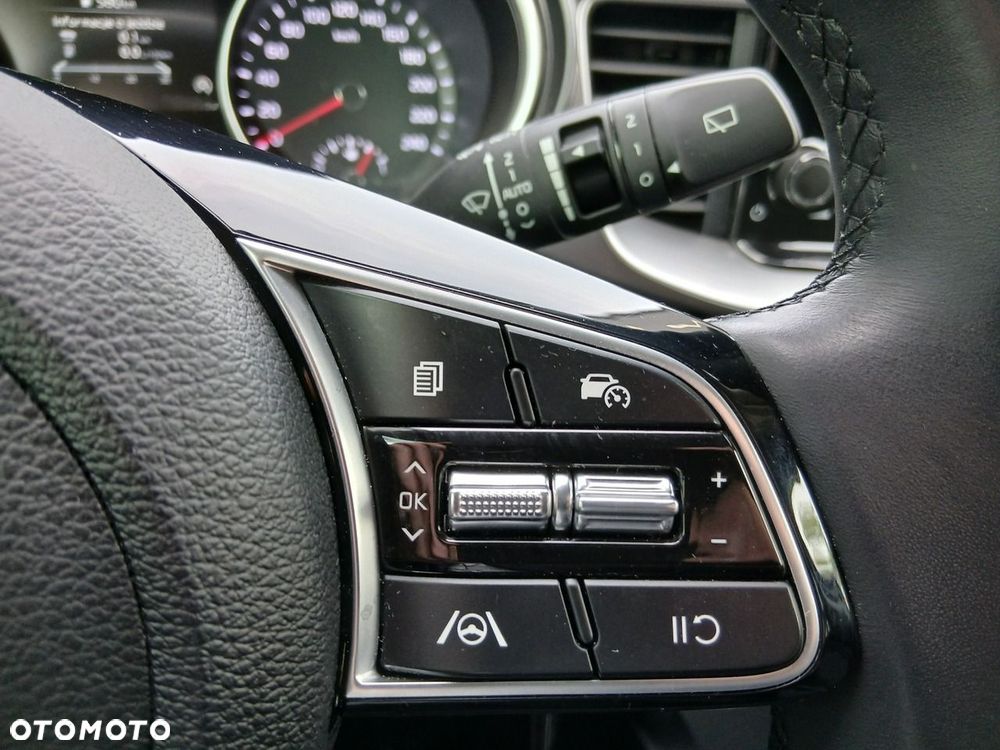 Kia Ceed 1.5 T-GDI M - 22