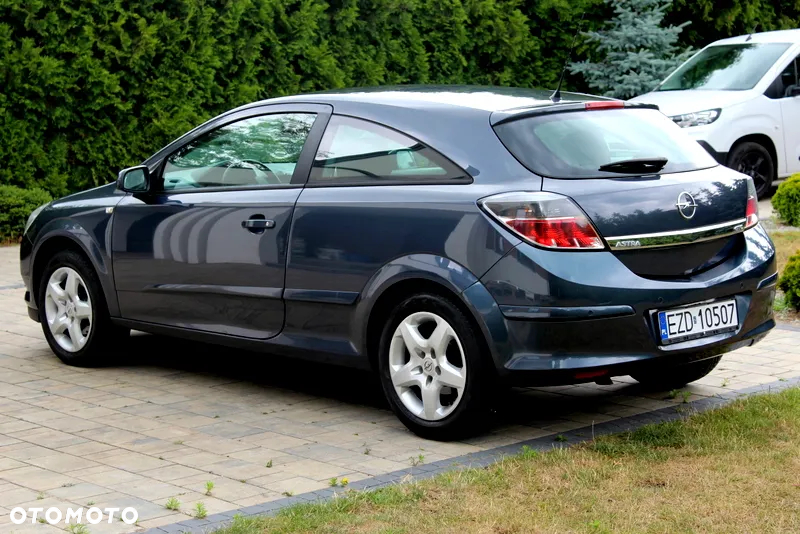 Opel Astra GTC 1.6 Edition 111 Jahre - 20