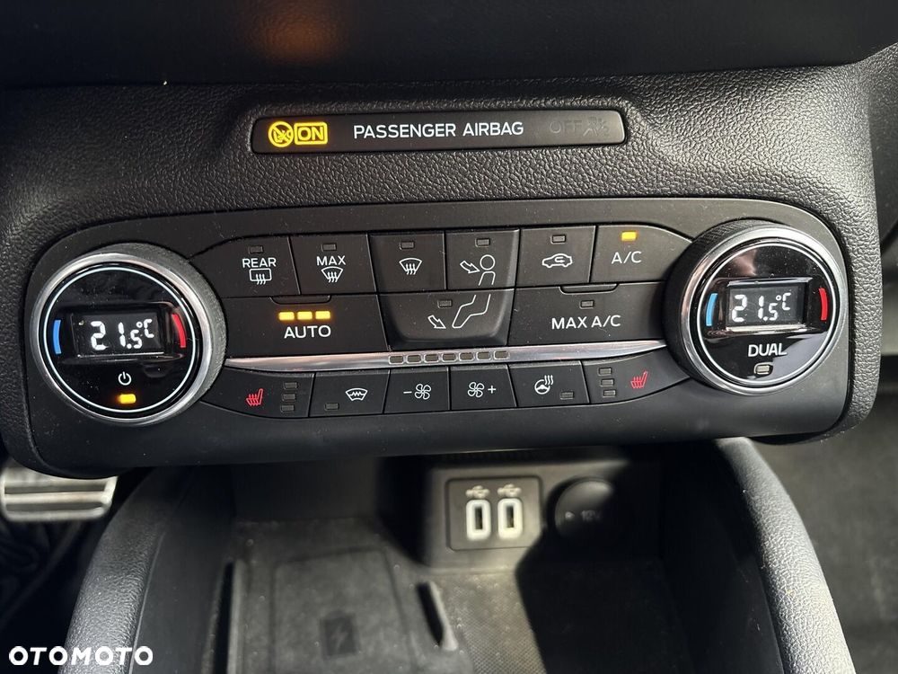 Ford Focus - 29
