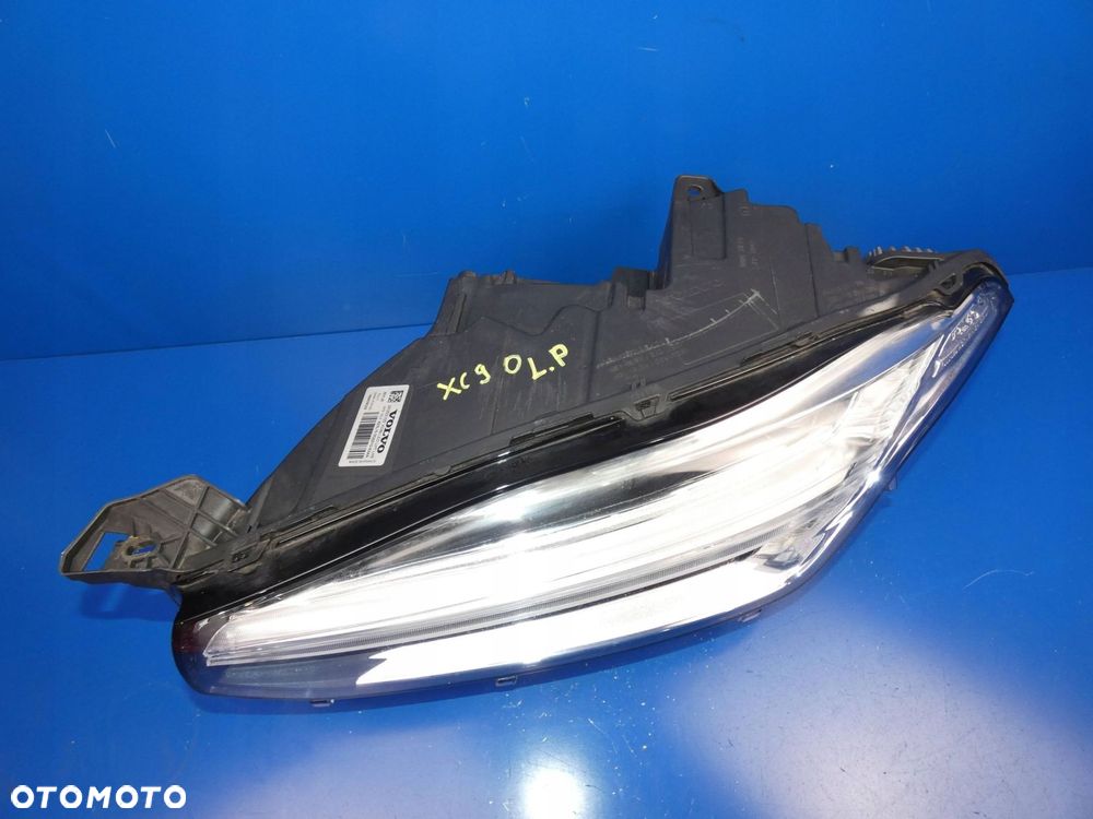 VOLVO XC90 II LAMPA LEWY PRZÓD FULL LED WERSJA UK - STAN JAK NA FOTO - 2