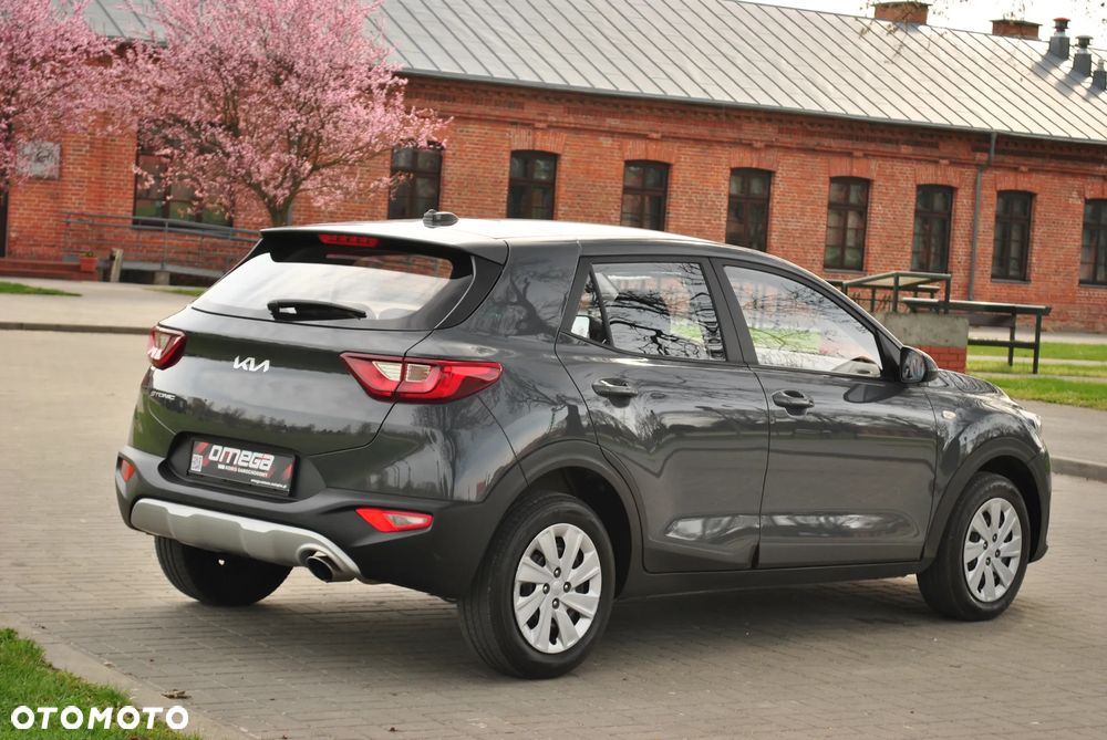 Kia Stonic 1.2 L - 6