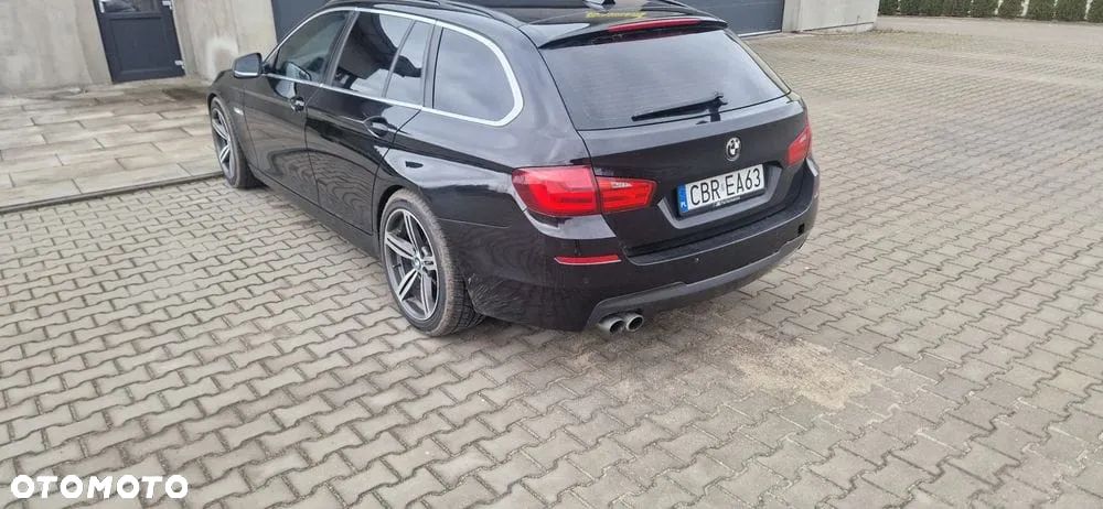 BMW Seria 5 525d - 4