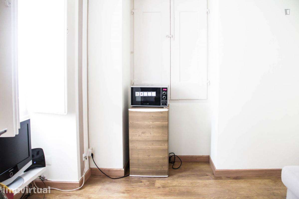Apartamento com 1 quartos - localizado em Princípe Real Lisbon - Grande imagem: 5/14