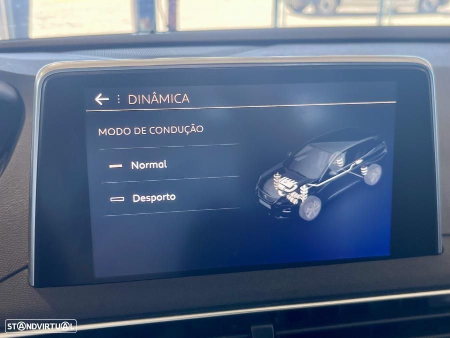 Peugeot 3008 1.2 PureTech Allure Pack EAT8 - 27