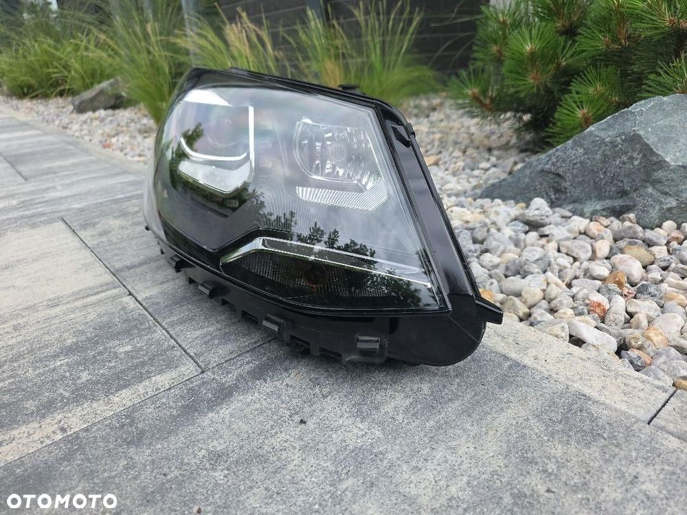 VW SHARAN 7N1 Lampa prawa przód Bi-Xenon Dynamic Led 7N1941752B Skrętna - 3
