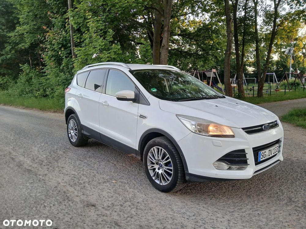 Ford Kuga 2.0 TDCi 4x4 Titanium - 17