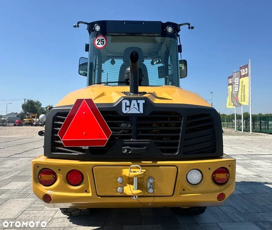 Caterpillar 906 - 15