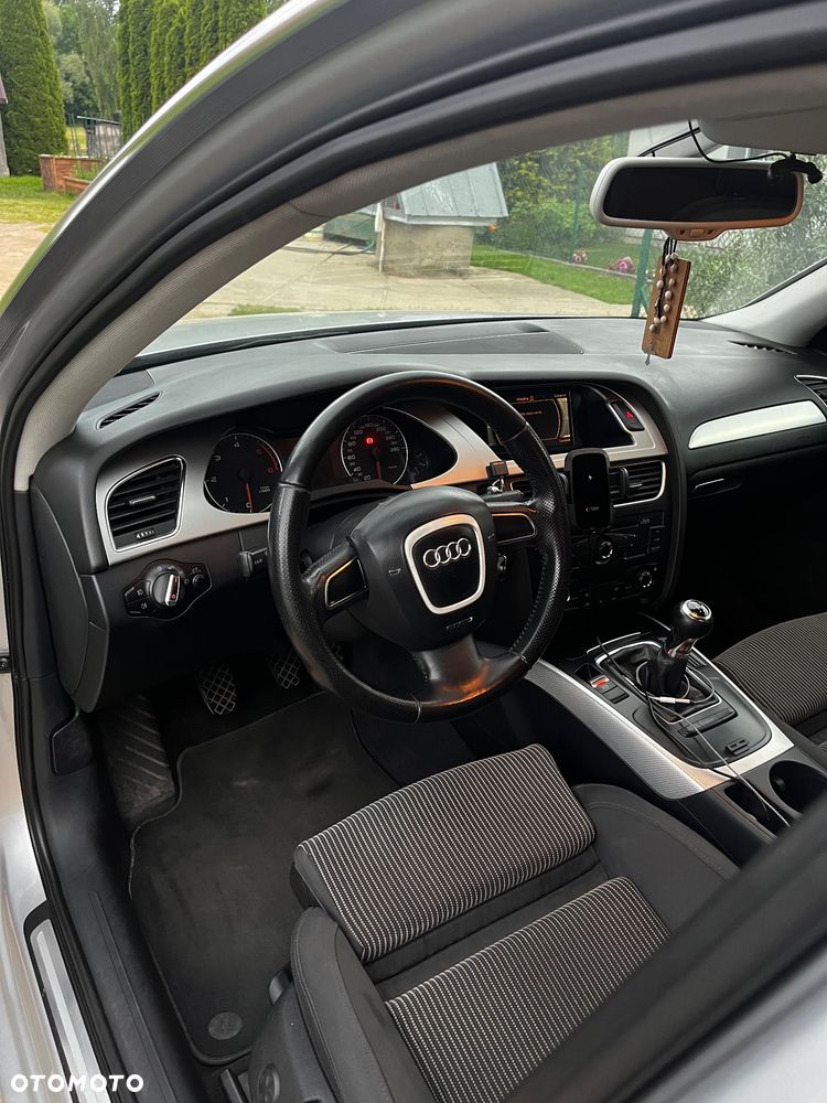 Audi A4 Limousine 2.0 TDI - 8