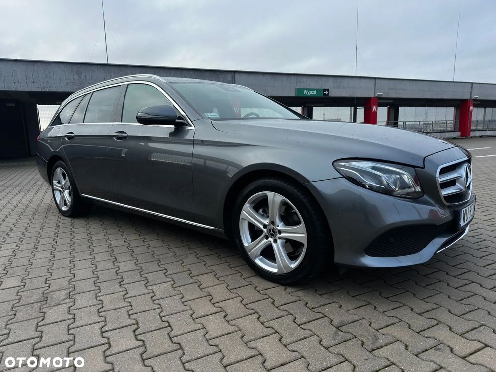 Mercedes-Benz Klasa E 220 d 9G-TRONIC - 6