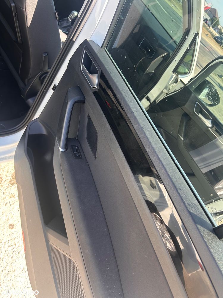 Volkswagen Touran 2.0 TDI DSG Highline - 13