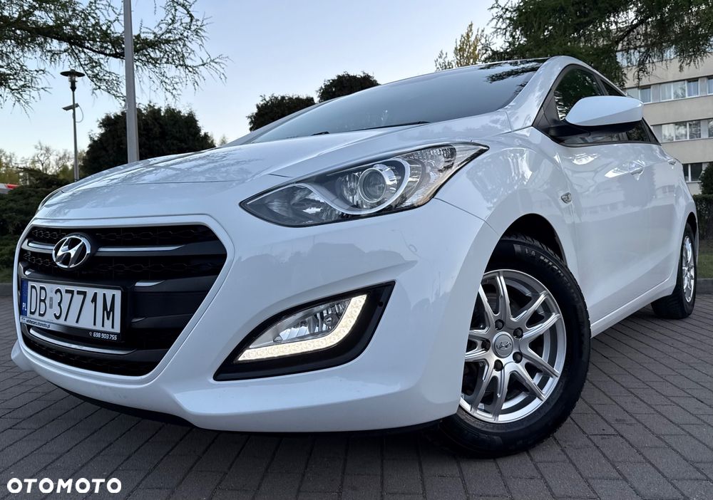 Hyundai i30 blue 1.4 Style - 17