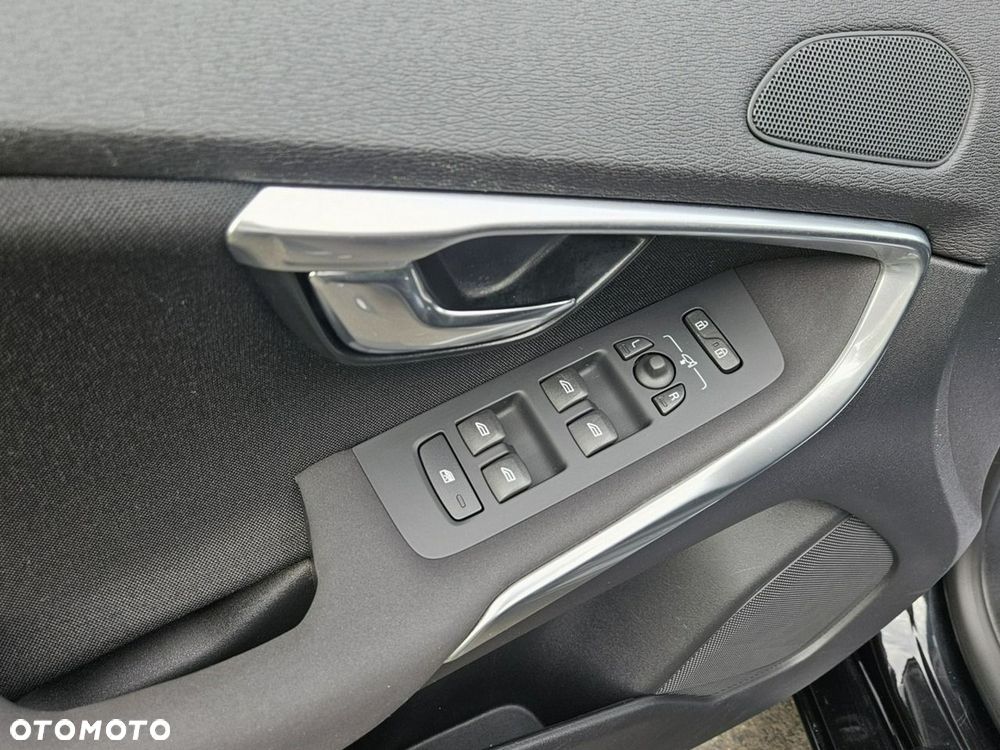 Volvo V40 - 17