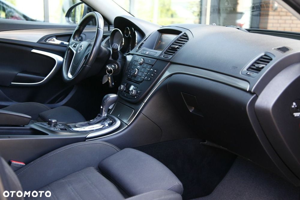 Opel Insignia 2.0 Turbo Automatik Cosmo - 11