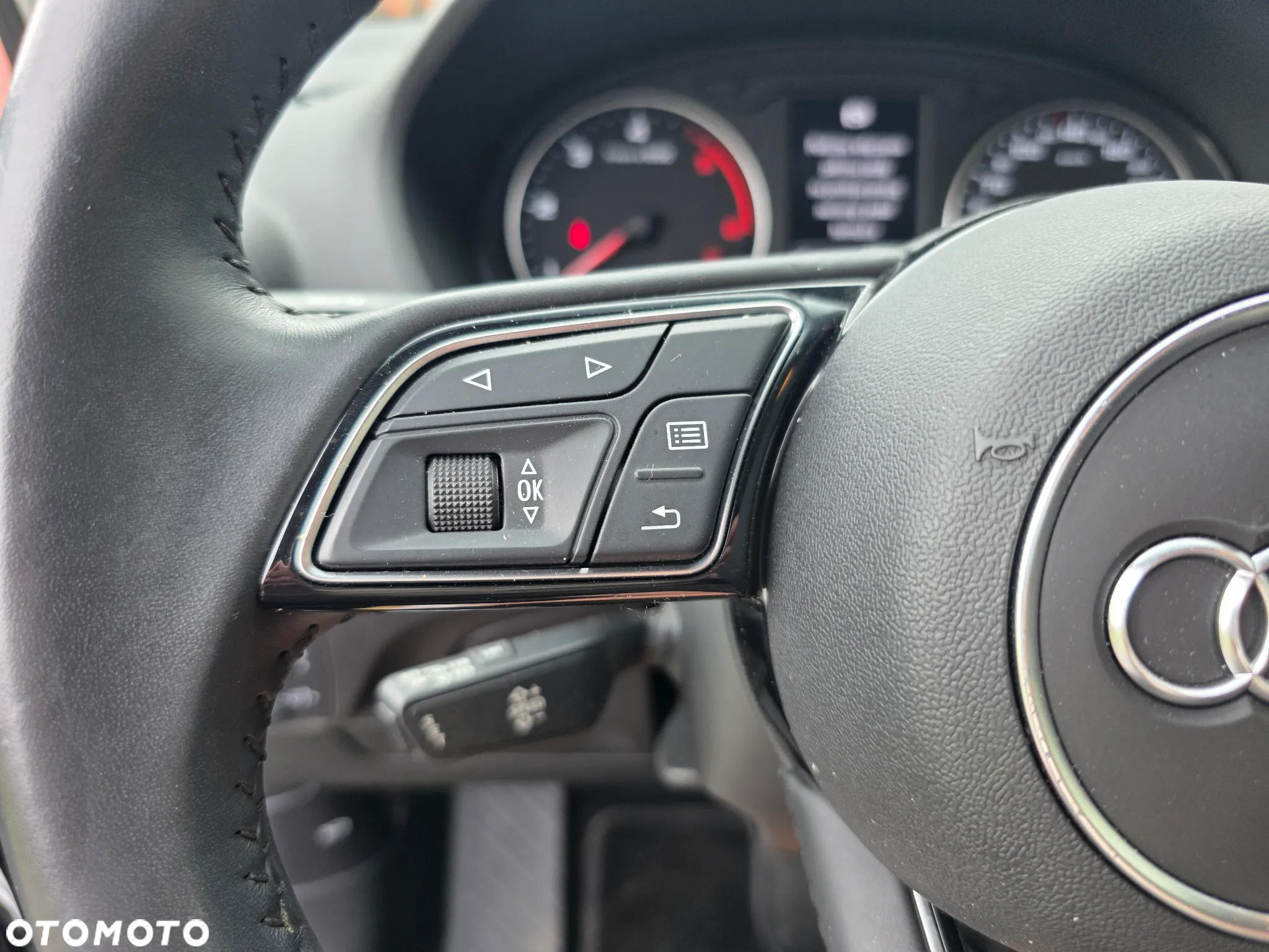 Audi Q2 30 TDI S tronic design - 23