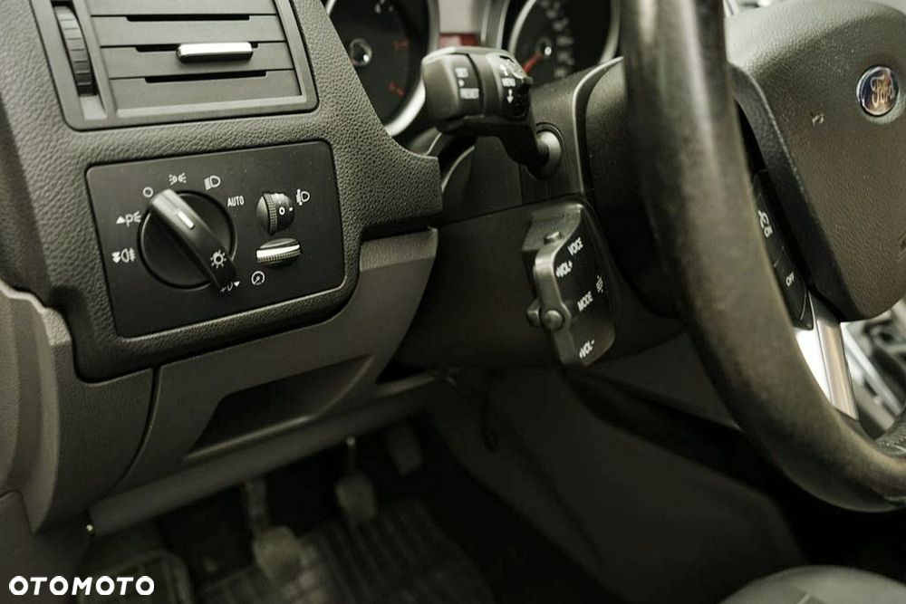 Ford Kuga 2.0 TDCi Titanium S - 16