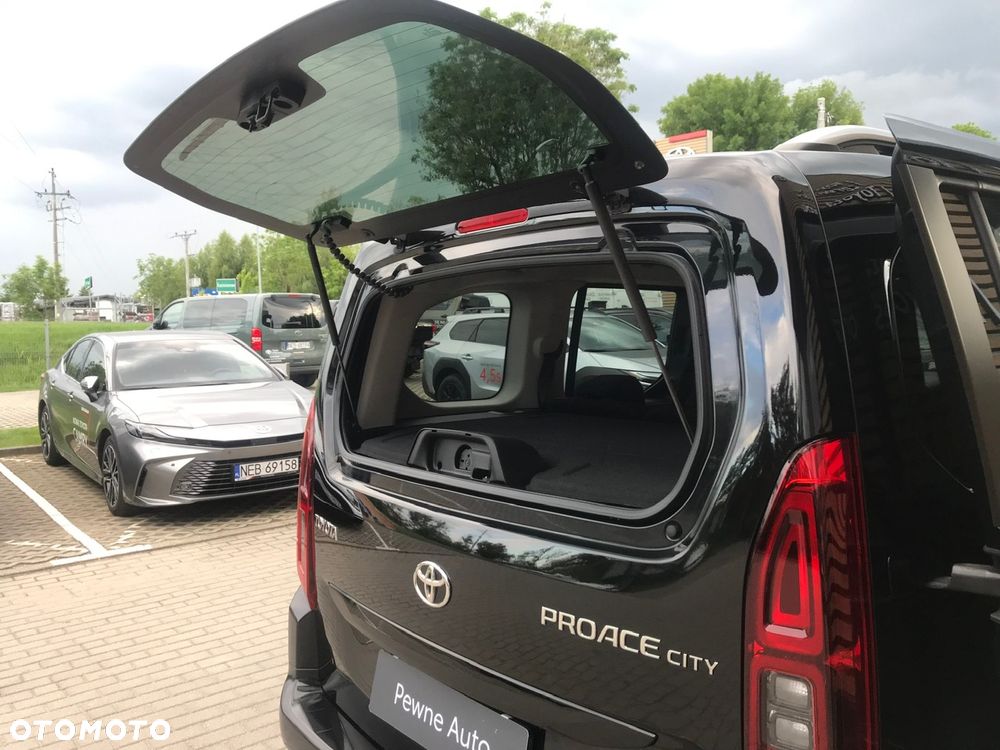 Toyota Proace City Verso 1.5 D-4D Family - 11
