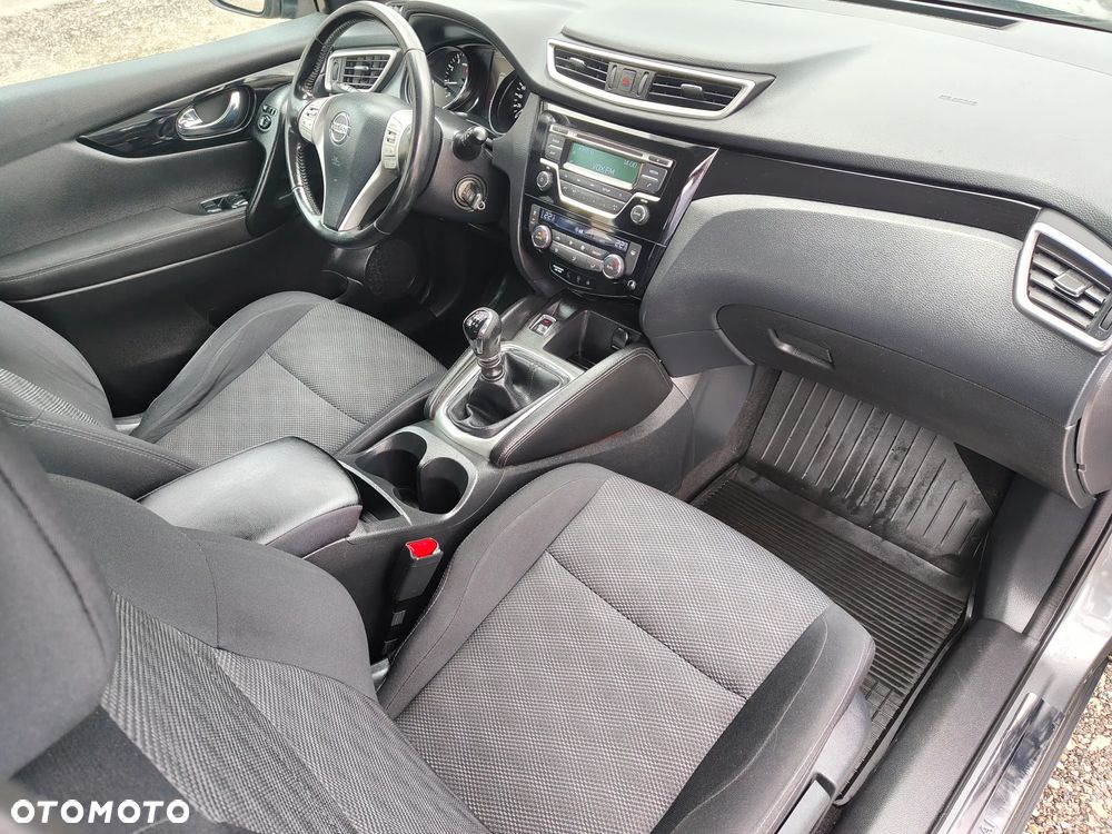Nissan Qashqai 1.2 DIG-T Acenta EU6 - 35