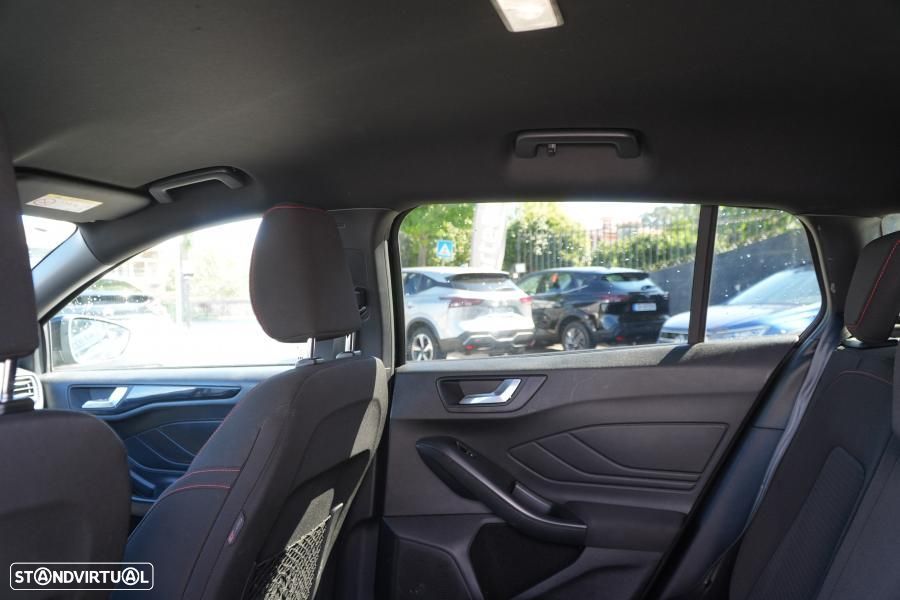 Ford Focus SW 1.0 EcoBoost ST-Line X - 5