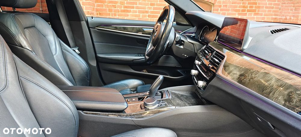 BMW Seria 5 - 16