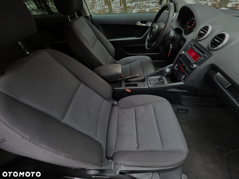 Audi A3 3-drzwiowe 1.6 S tronic Ambition - 12