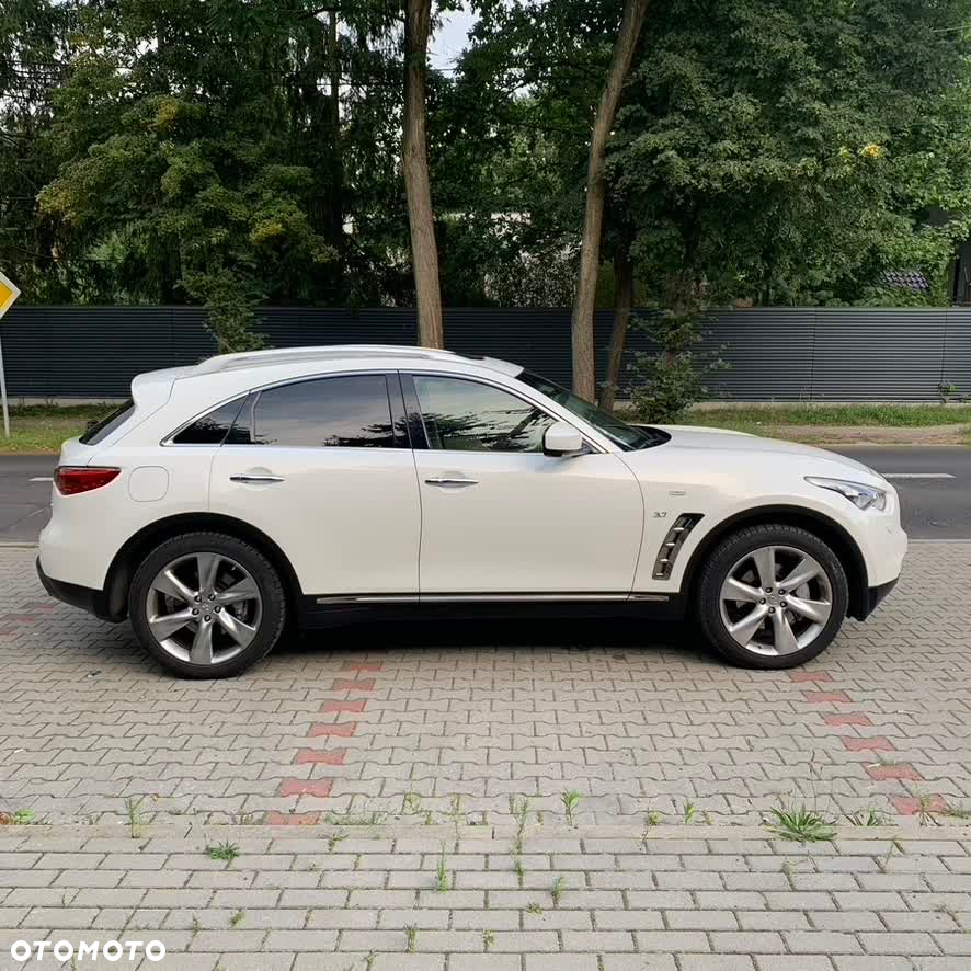Infiniti QX70 3.7 S Premium - 18