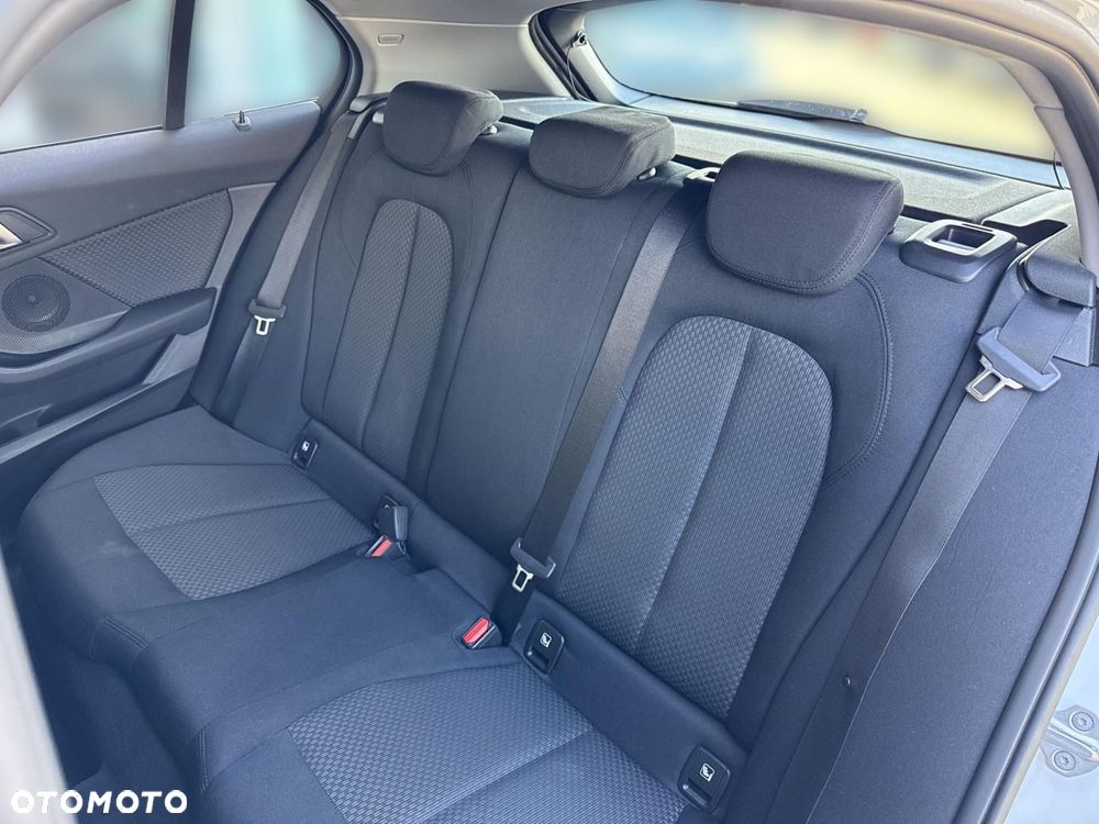 BMW Seria 1 118i Advantage - 9