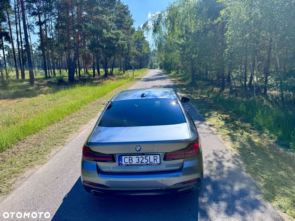 BMW Seria 5 530i GPF xDrive Luxury Line sport - 5