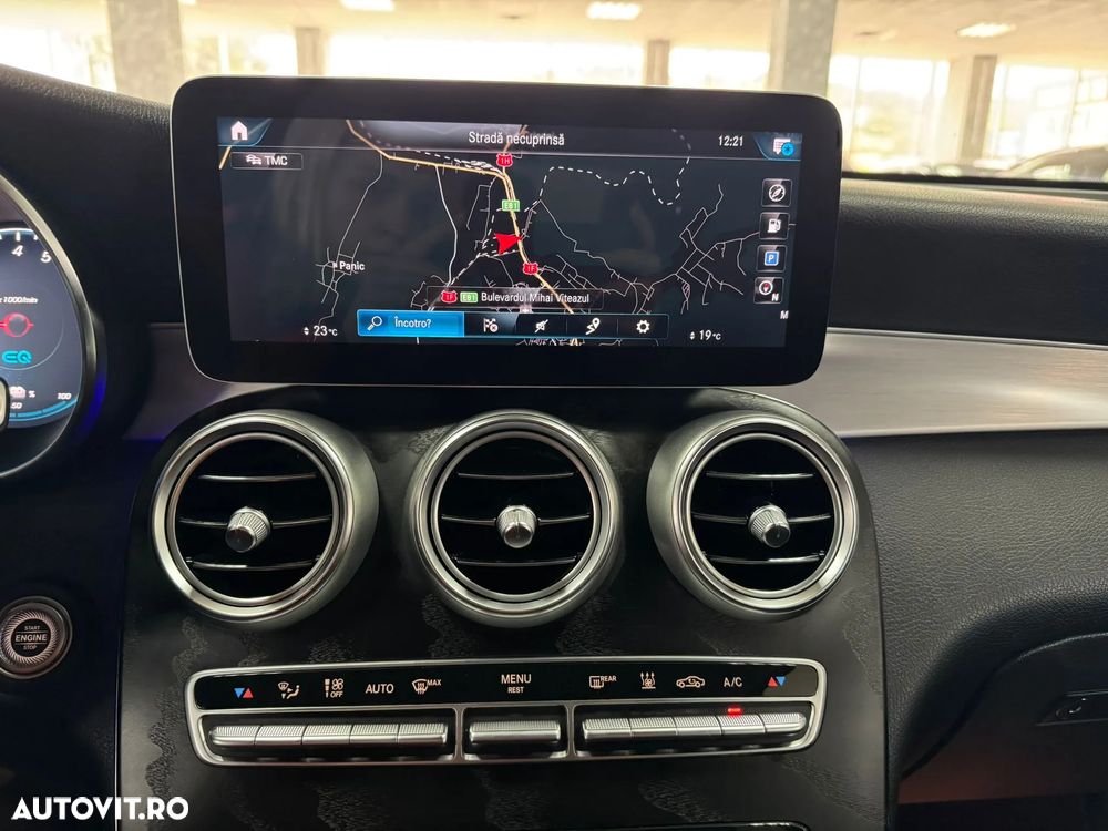 Mercedes-Benz GLC 300 e 4Matic 9G-TRONIC Edition AMG Line - 25