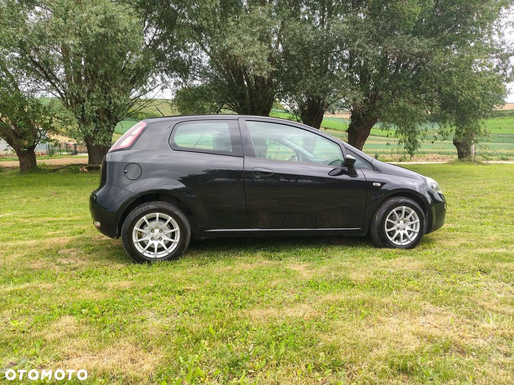 Fiat Punto 1.4 Easy S&S - 4