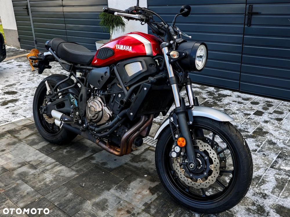 Yamaha XSR - 4