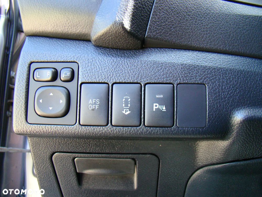 Toyota Auris - 18