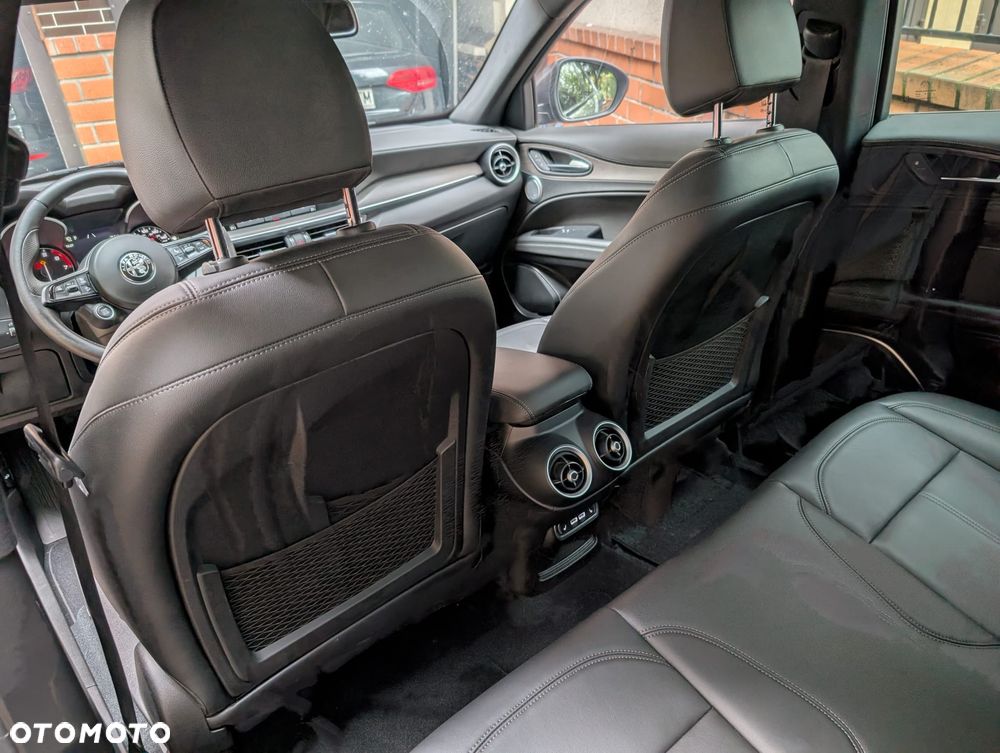 Alfa Romeo Stelvio 2.0 Turbo TI Q4 - 36