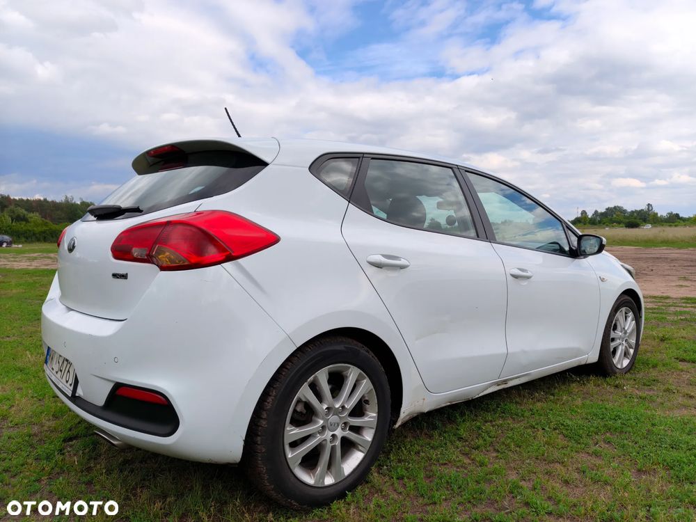 Kia Ceed 1.6 CRDi M - 4