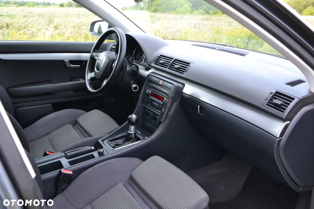 Audi A4 Avant - 14